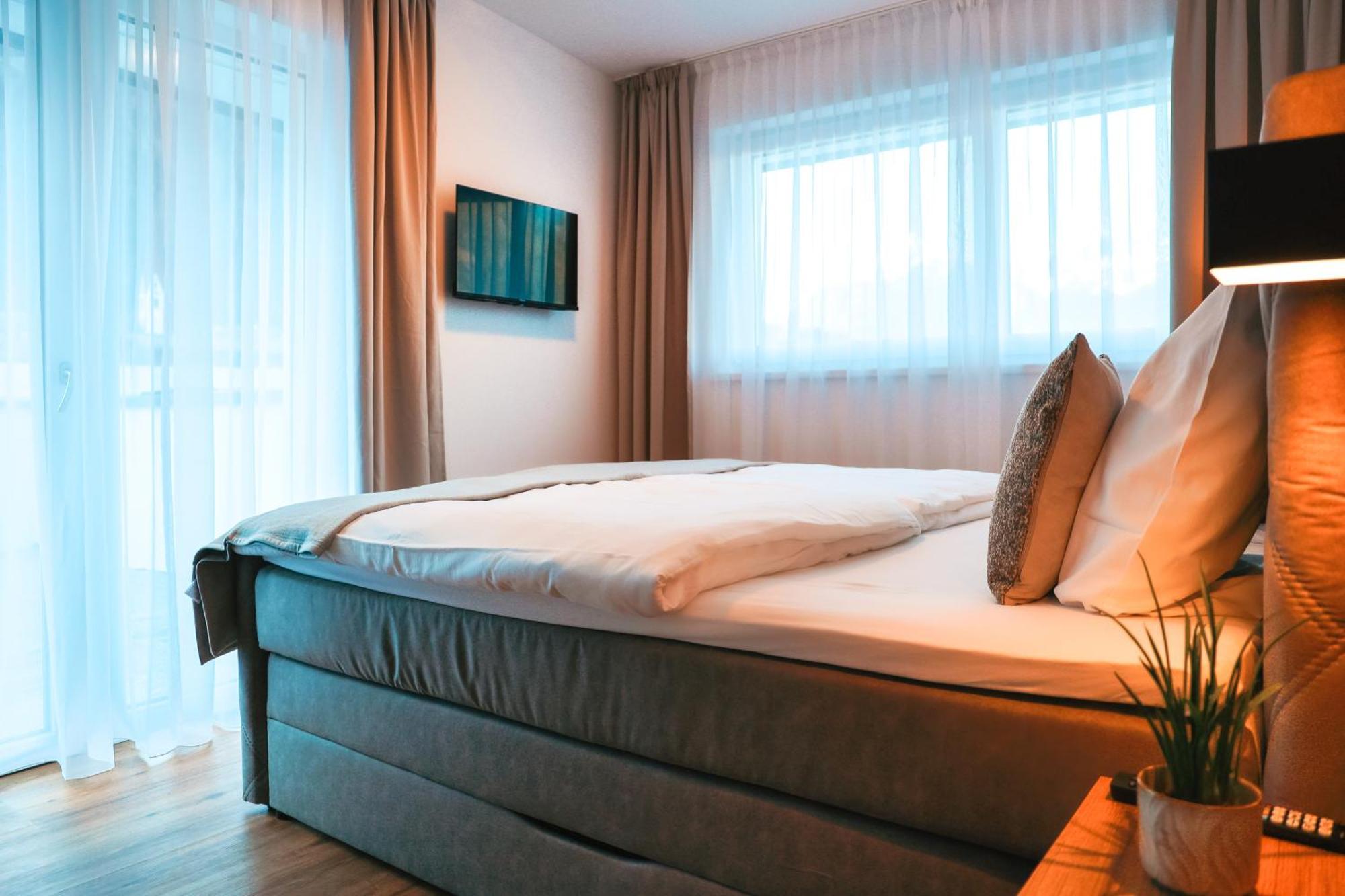 Alpenluxus Presents - Marias Zillertalblick With Roof Terrace, 3 Bedrooms & Parking Space Schlitters Buitenkant foto
